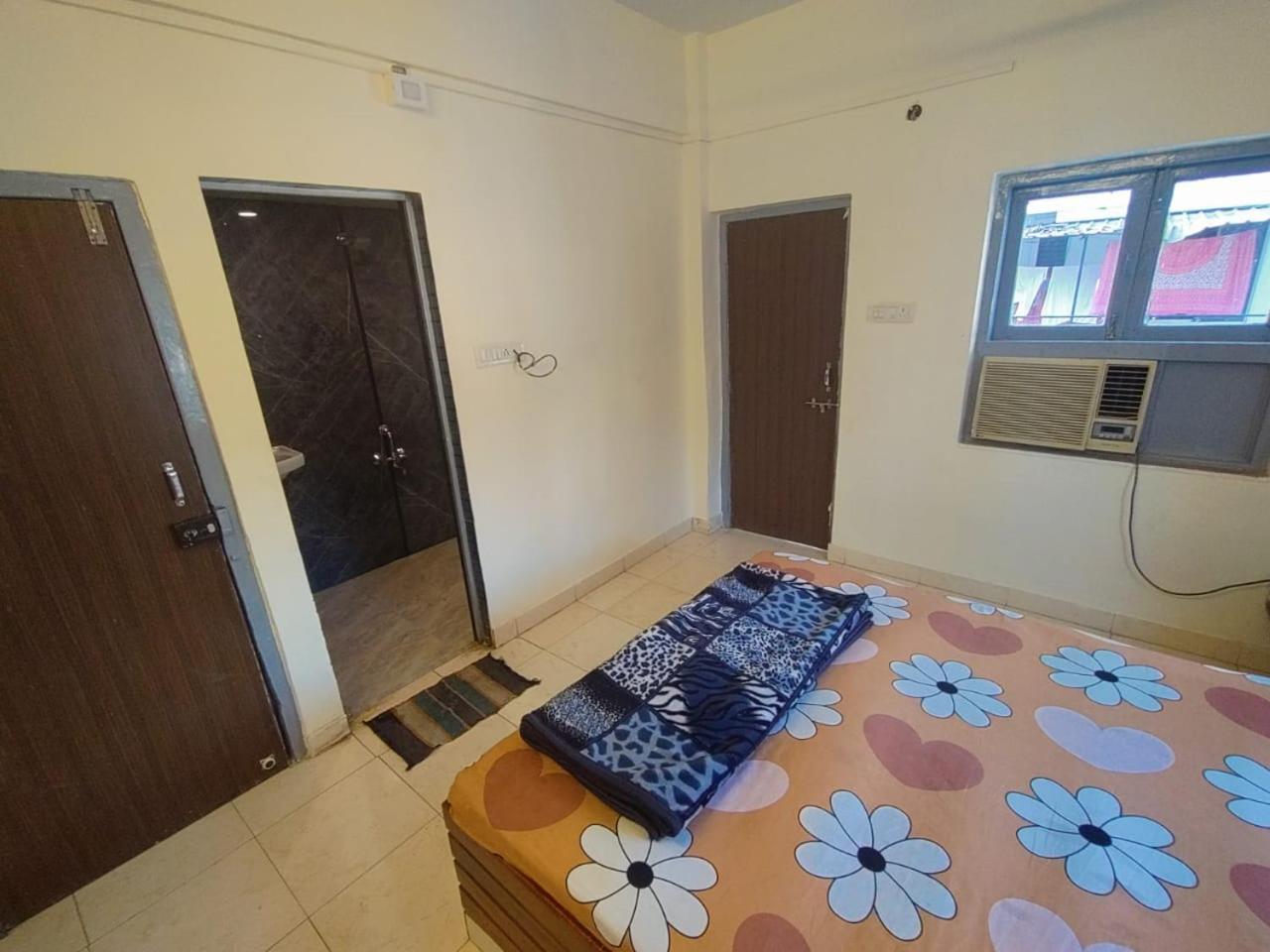Ocean Front Hotel Murud  Exterior photo